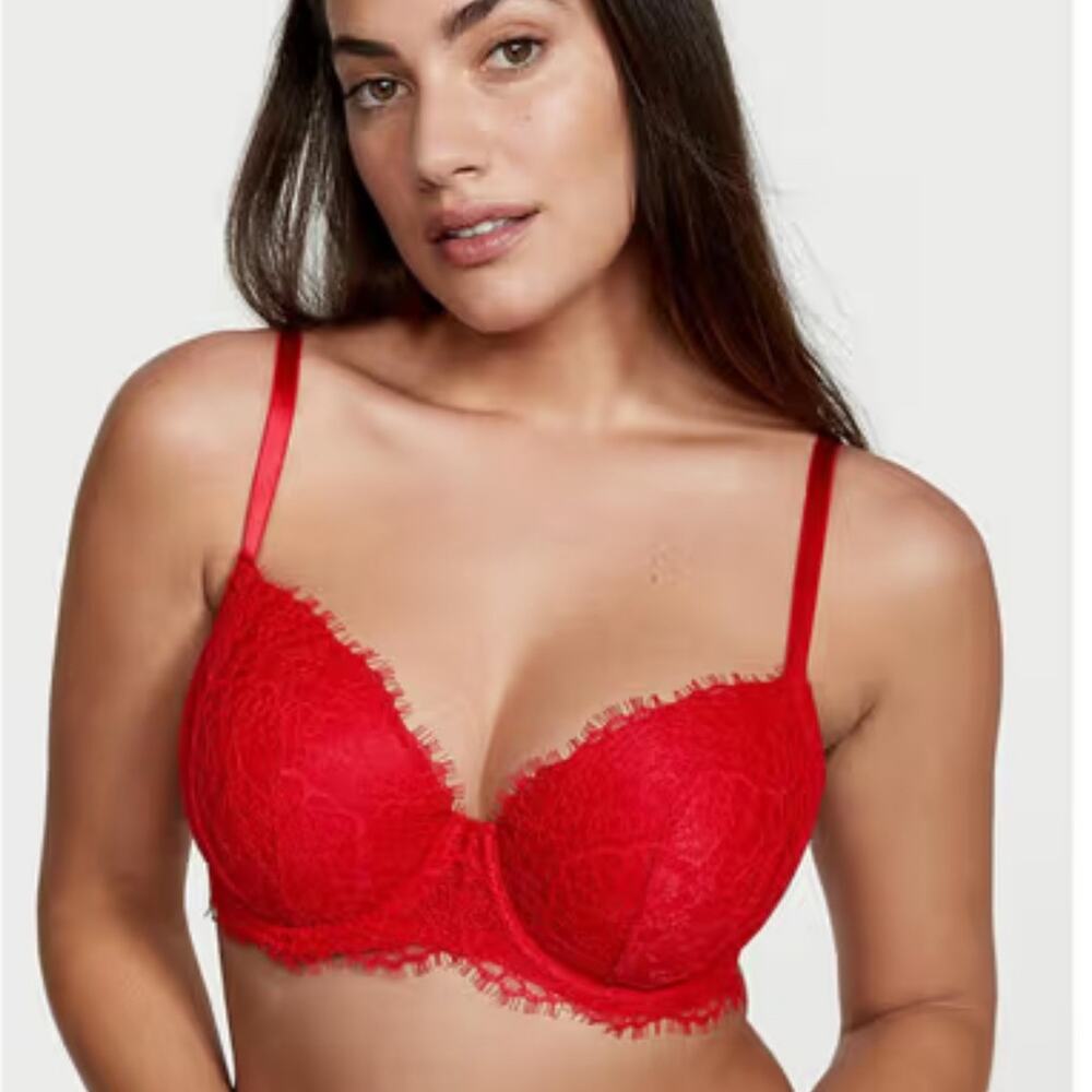 NWT Victoria’s Secret Dream Angel Lightly Lined Full Coverage RED lace Bra 38D
